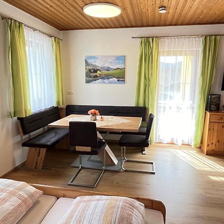 Hotel Gasthof Seeblick Zeutschach エクステリア 写真