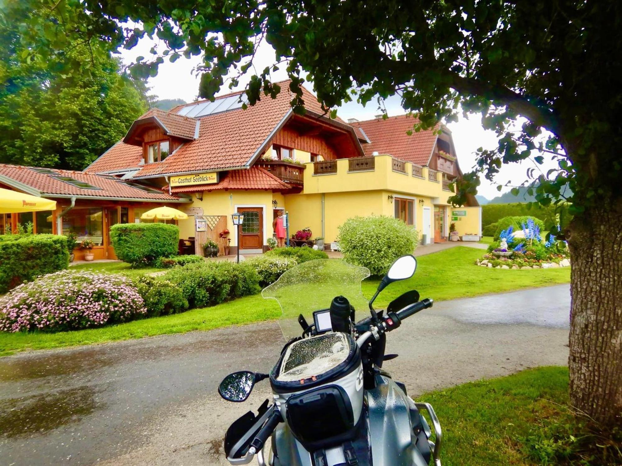 Hotel Gasthof Seeblick Zeutschach エクステリア 写真