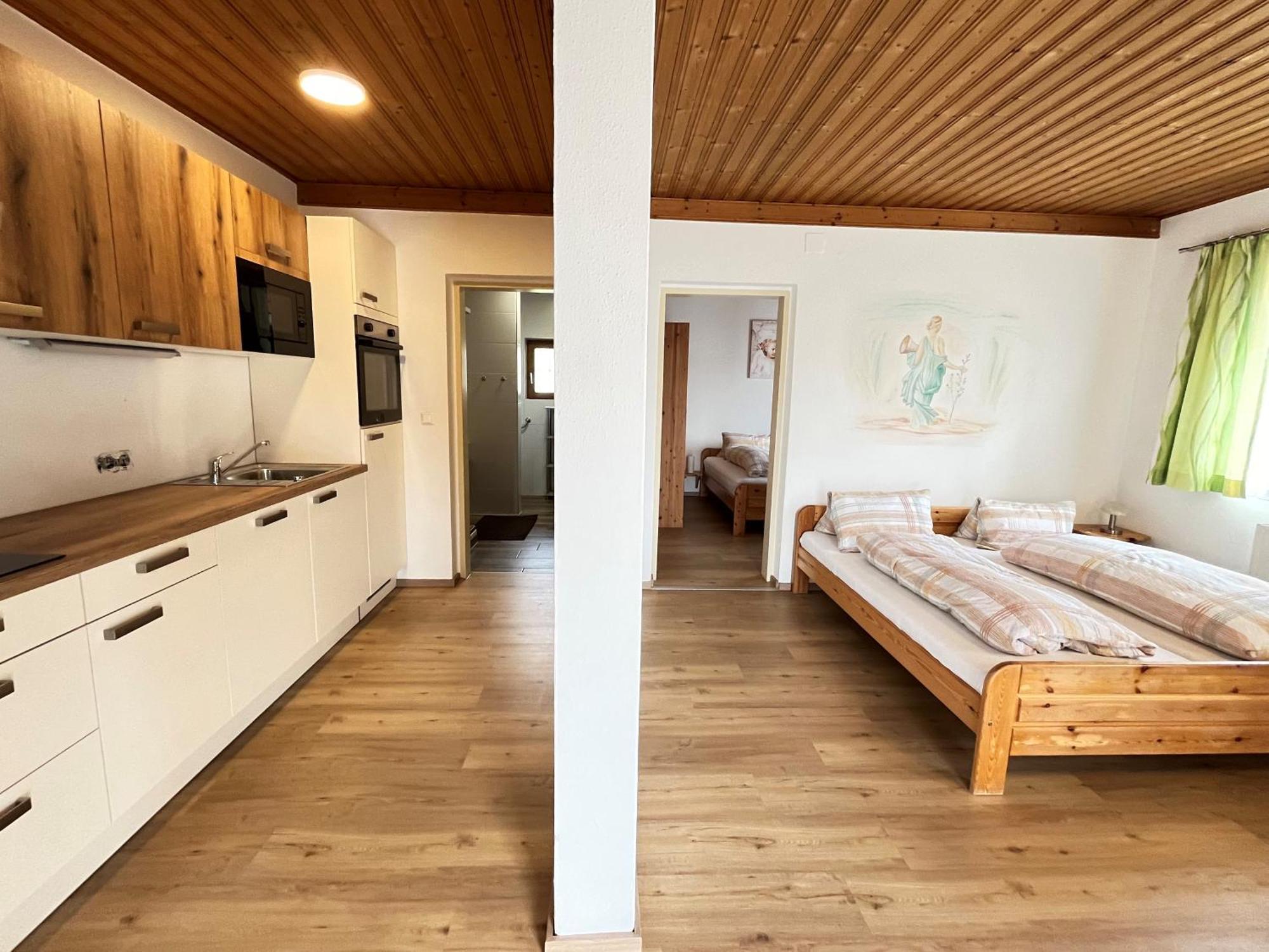 Hotel Gasthof Seeblick Zeutschach エクステリア 写真