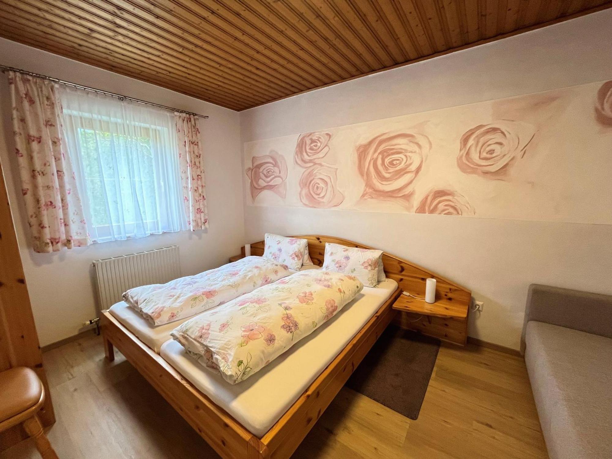 Hotel Gasthof Seeblick Zeutschach エクステリア 写真