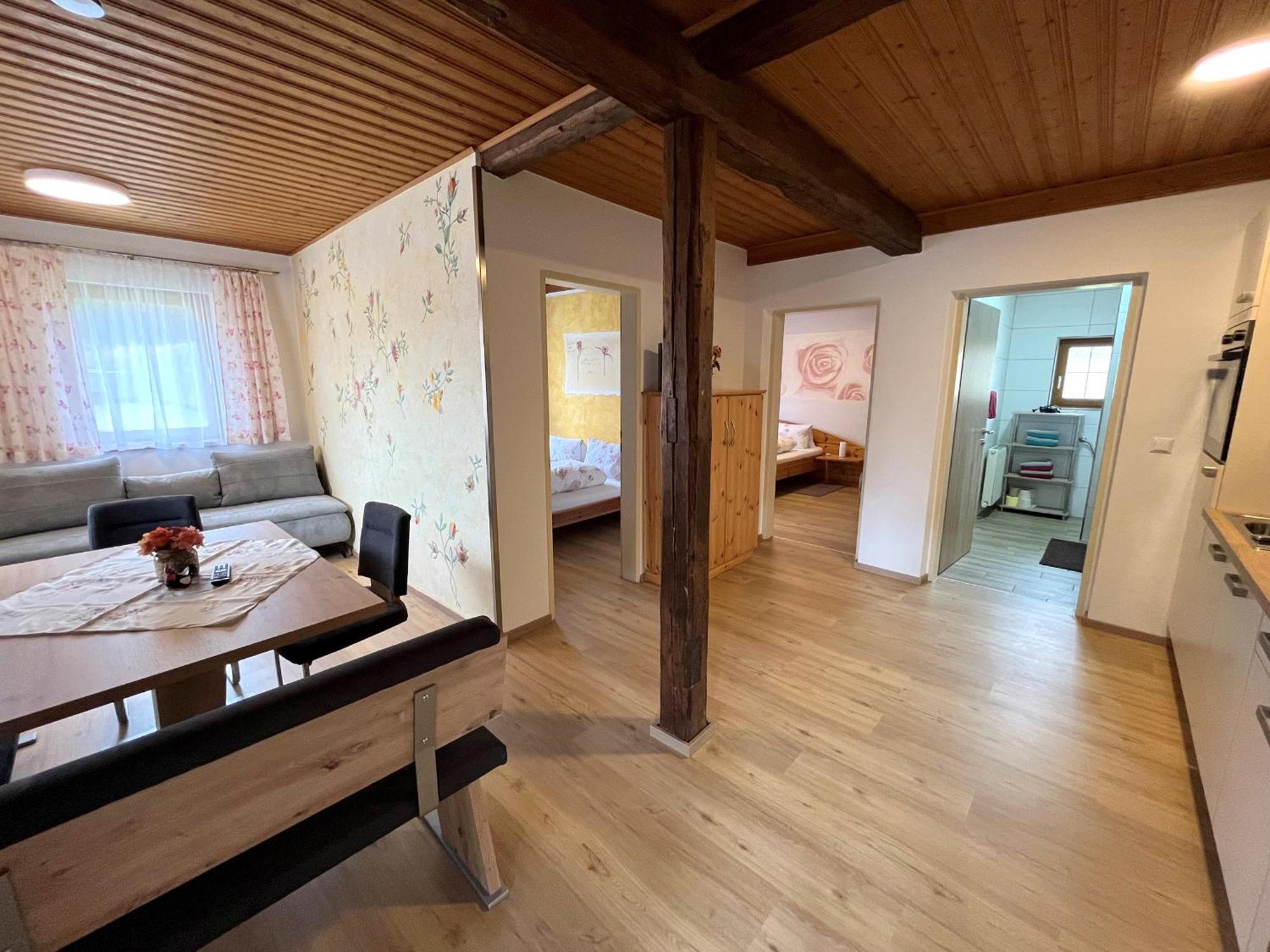 Hotel Gasthof Seeblick Zeutschach エクステリア 写真